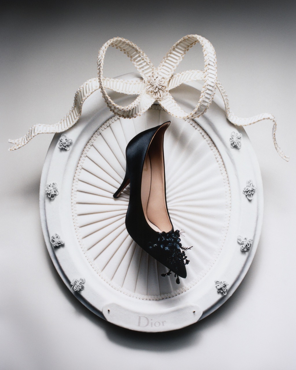 DIOR  - Set Design by NICHOLAS WILLIAM WHITE